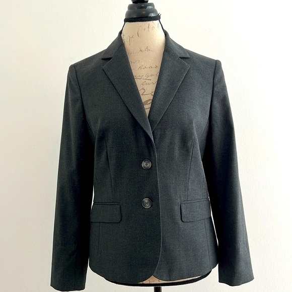 Jones New York Jackets & Blazers - NWT Jones New York Gray Blazer Size 10
